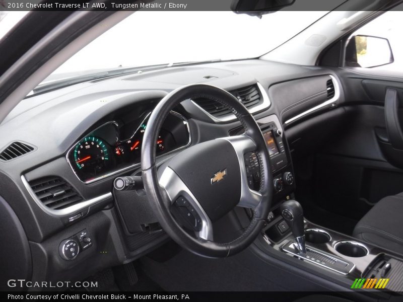 Tungsten Metallic / Ebony 2016 Chevrolet Traverse LT AWD