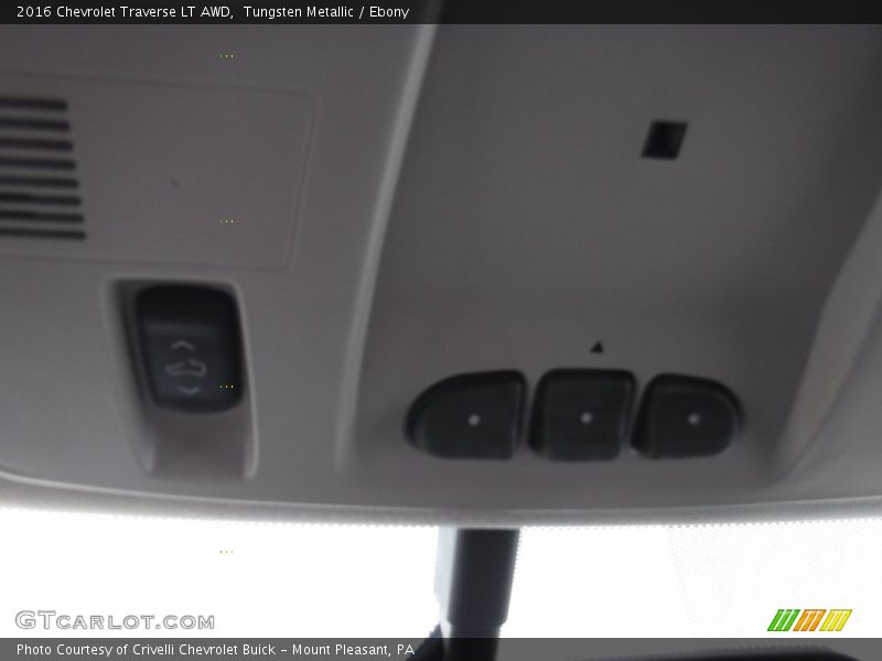 Tungsten Metallic / Ebony 2016 Chevrolet Traverse LT AWD