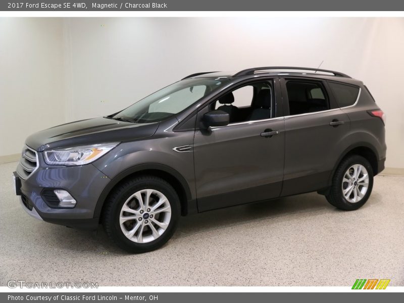 Magnetic / Charcoal Black 2017 Ford Escape SE 4WD