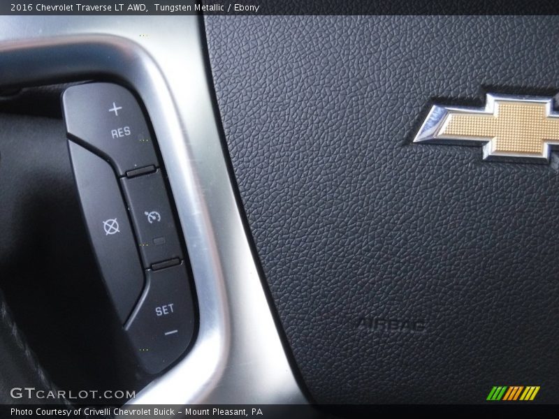 Tungsten Metallic / Ebony 2016 Chevrolet Traverse LT AWD