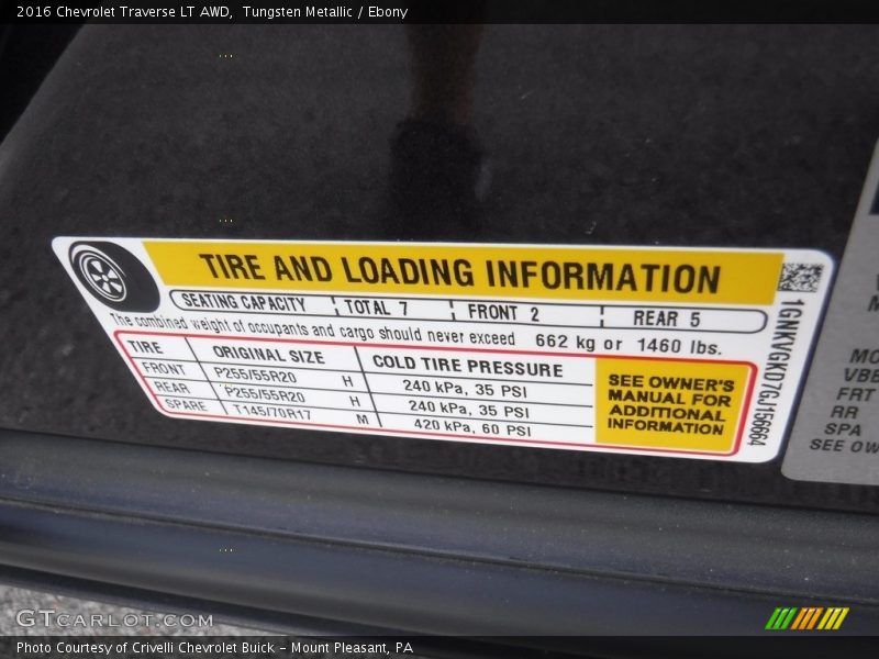 Tungsten Metallic / Ebony 2016 Chevrolet Traverse LT AWD