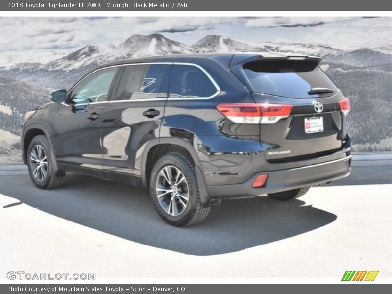 Midnight Black Metallic / Ash 2018 Toyota Highlander LE AWD