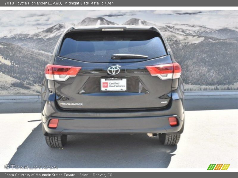 Midnight Black Metallic / Ash 2018 Toyota Highlander LE AWD