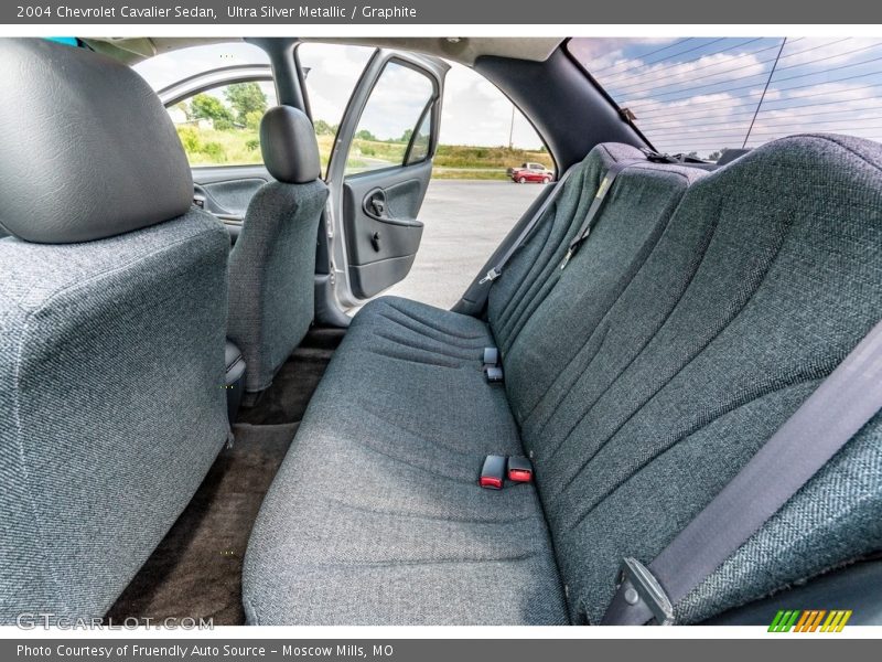 Ultra Silver Metallic / Graphite 2004 Chevrolet Cavalier Sedan