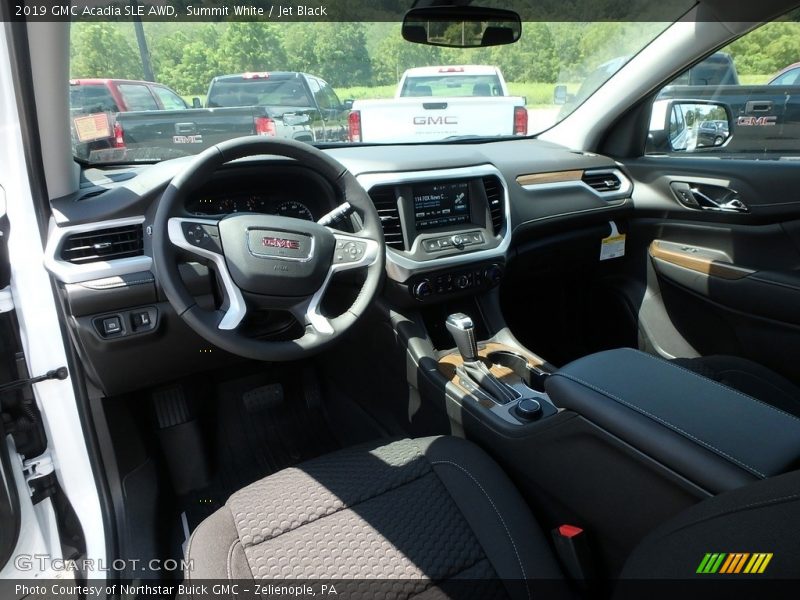 Summit White / Jet Black 2019 GMC Acadia SLE AWD