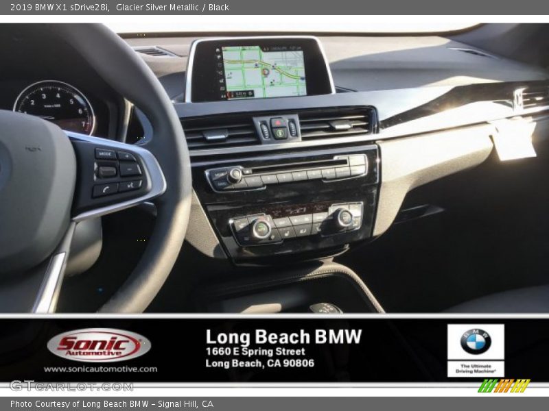 Glacier Silver Metallic / Black 2019 BMW X1 sDrive28i