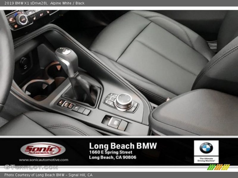 Alpine White / Black 2019 BMW X1 sDrive28i