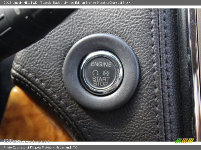 Tuxedo Black / Limited Edition Bronze Metallic/Charcoal Black 2013 Lincoln MKX FWD