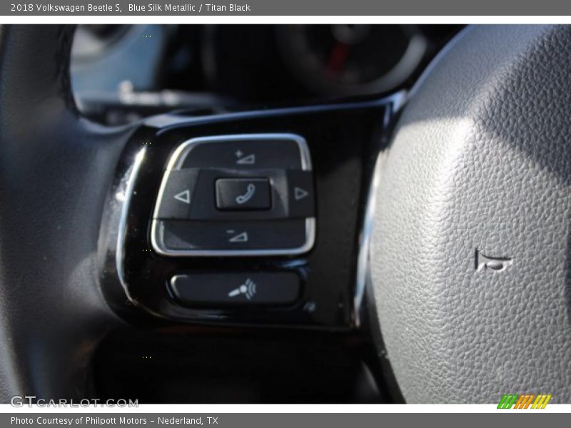 Blue Silk Metallic / Titan Black 2018 Volkswagen Beetle S