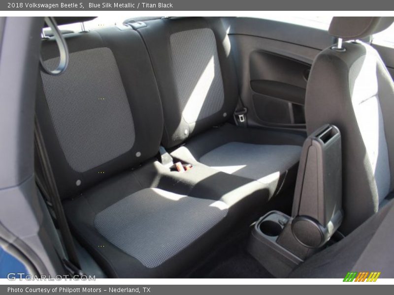 Blue Silk Metallic / Titan Black 2018 Volkswagen Beetle S