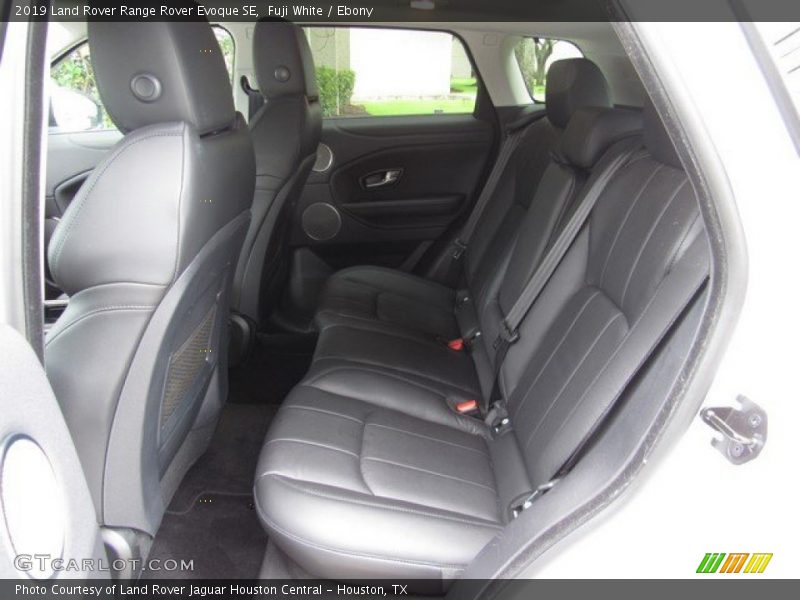 Fuji White / Ebony 2019 Land Rover Range Rover Evoque SE