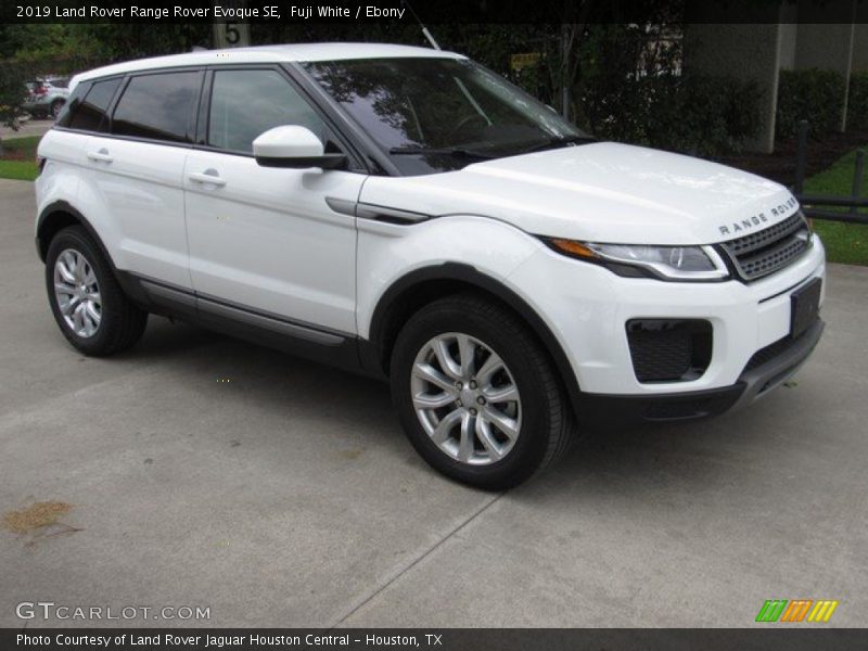 Fuji White / Ebony 2019 Land Rover Range Rover Evoque SE