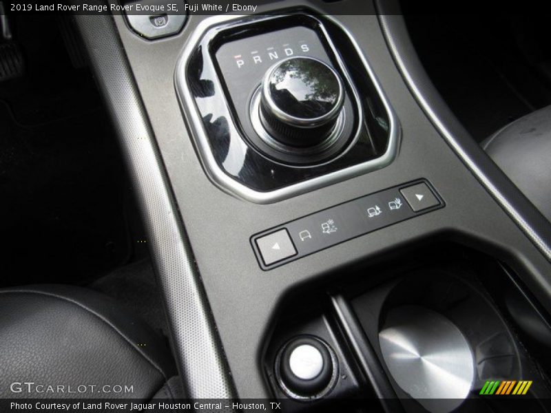Fuji White / Ebony 2019 Land Rover Range Rover Evoque SE
