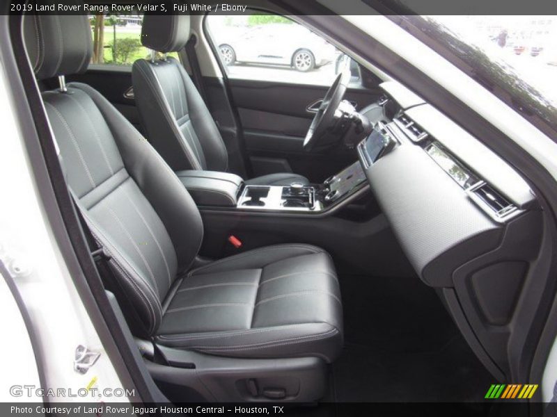 Fuji White / Ebony 2019 Land Rover Range Rover Velar S