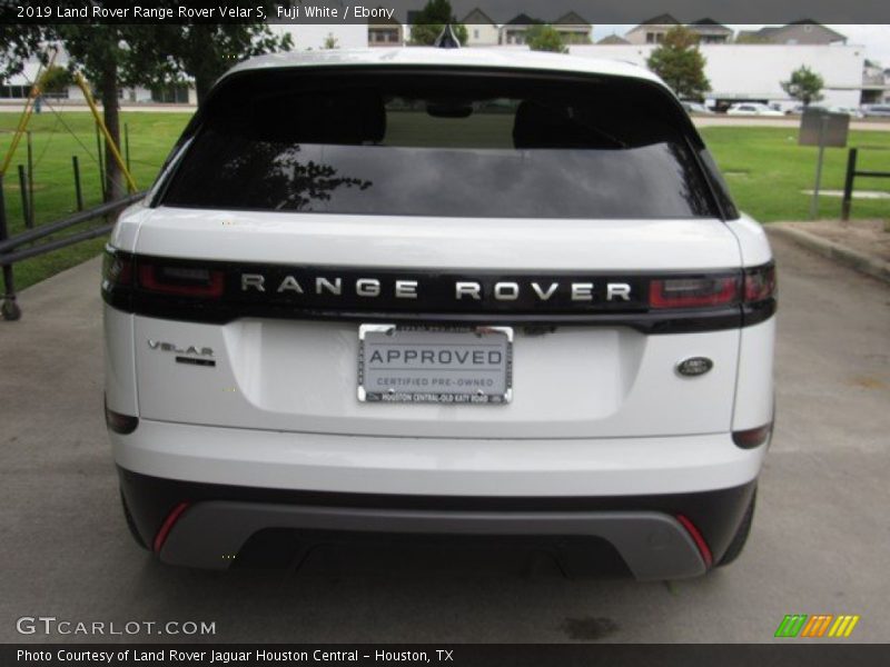 Fuji White / Ebony 2019 Land Rover Range Rover Velar S