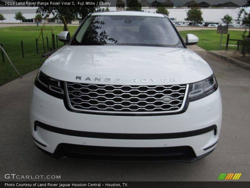 Fuji White / Ebony 2019 Land Rover Range Rover Velar S
