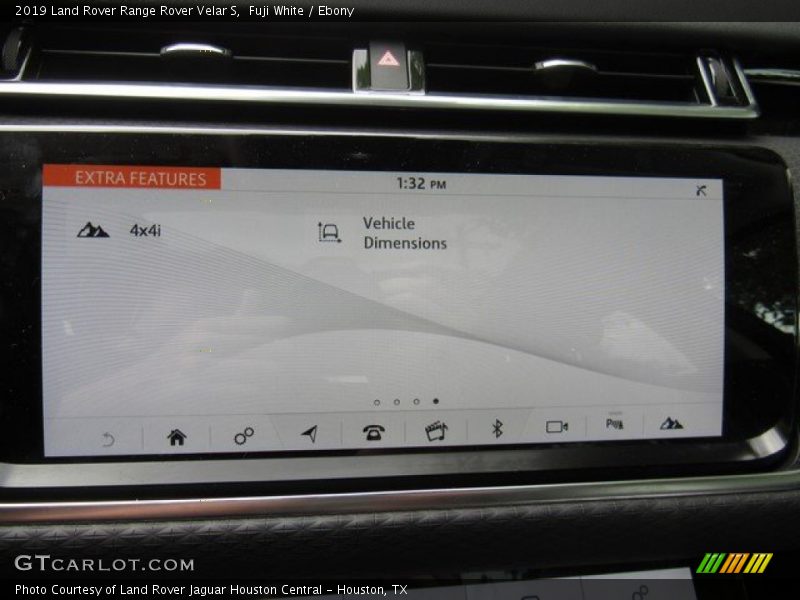 Fuji White / Ebony 2019 Land Rover Range Rover Velar S
