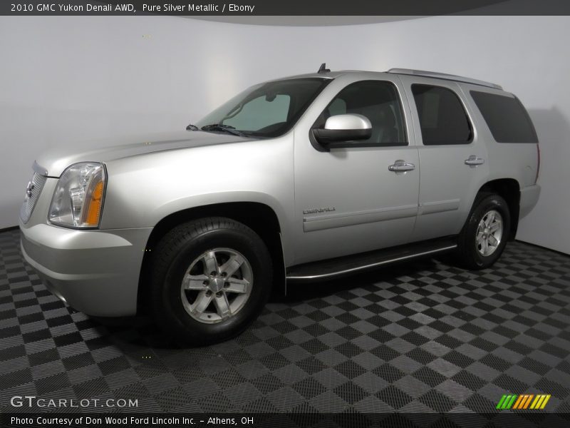 Pure Silver Metallic / Ebony 2010 GMC Yukon Denali AWD