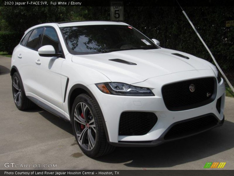 Front 3/4 View of 2020 F-PACE SVR