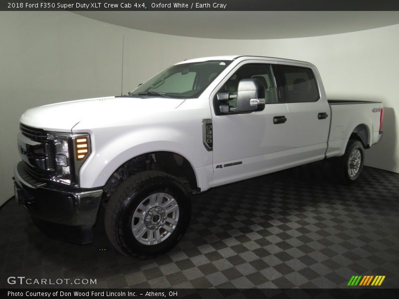Oxford White / Earth Gray 2018 Ford F350 Super Duty XLT Crew Cab 4x4