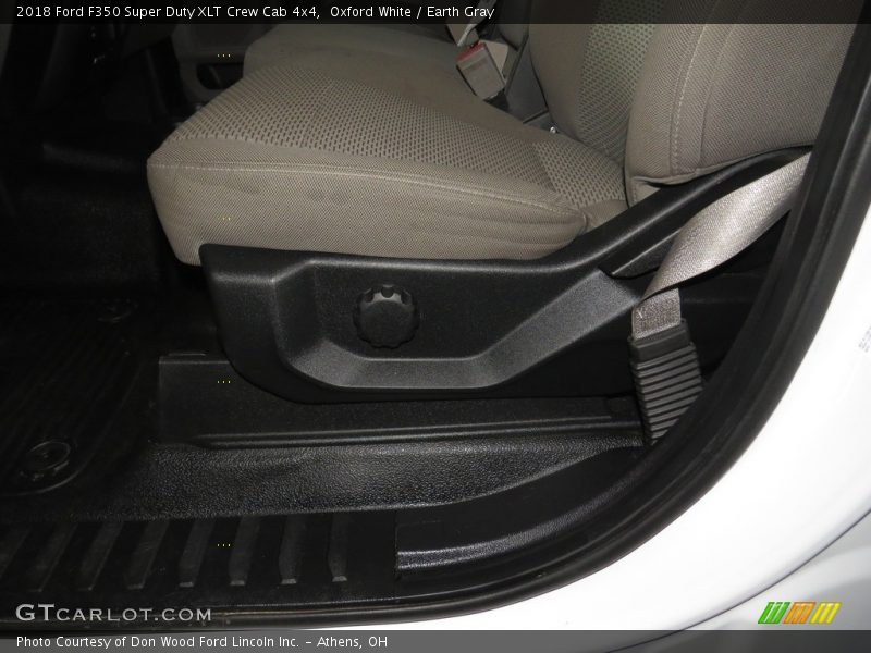 Oxford White / Earth Gray 2018 Ford F350 Super Duty XLT Crew Cab 4x4