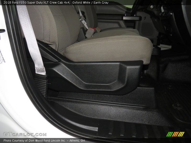 Oxford White / Earth Gray 2018 Ford F350 Super Duty XLT Crew Cab 4x4
