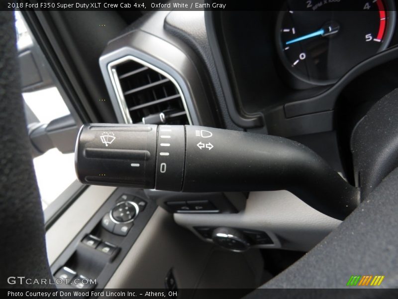 Oxford White / Earth Gray 2018 Ford F350 Super Duty XLT Crew Cab 4x4