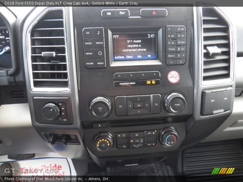 Oxford White / Earth Gray 2018 Ford F350 Super Duty XLT Crew Cab 4x4