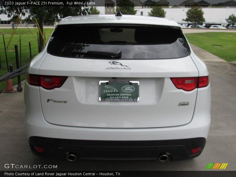 Fuji White / Latte 2020 Jaguar F-PACE 25t Premium