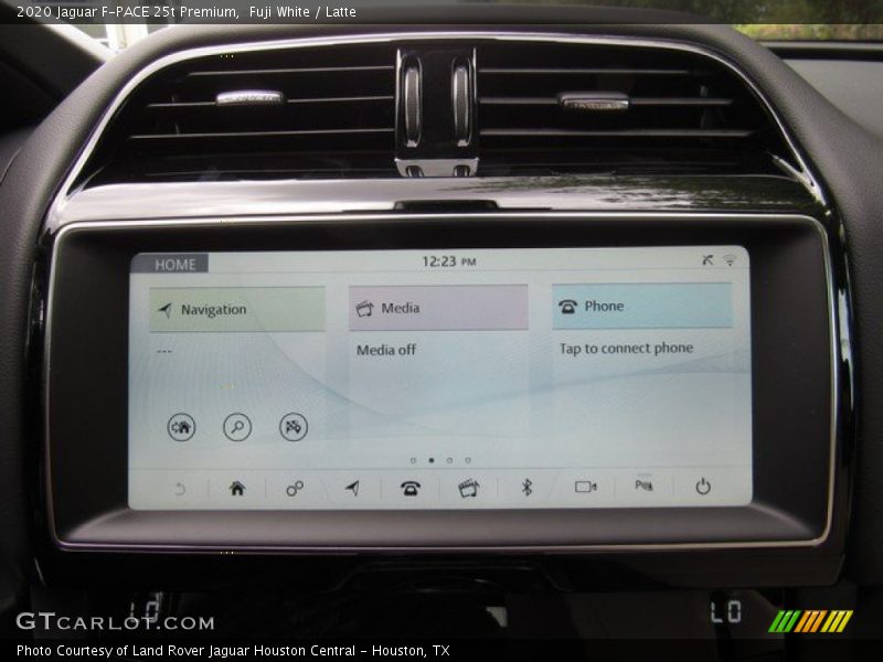 Controls of 2020 F-PACE 25t Premium