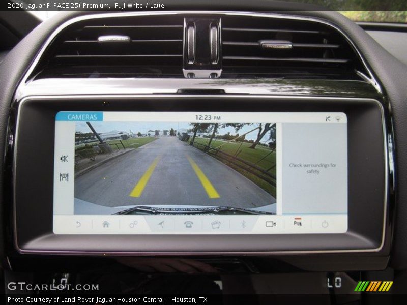 Navigation of 2020 F-PACE 25t Premium