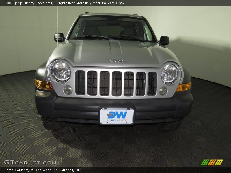 Bright Silver Metallic / Medium Slate Gray 2007 Jeep Liberty Sport 4x4