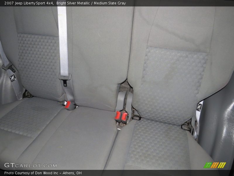 Bright Silver Metallic / Medium Slate Gray 2007 Jeep Liberty Sport 4x4
