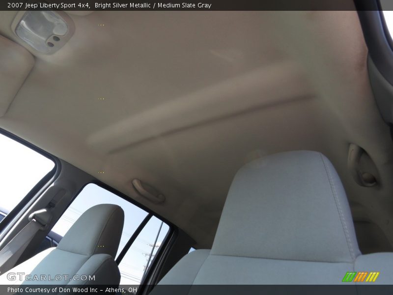 Bright Silver Metallic / Medium Slate Gray 2007 Jeep Liberty Sport 4x4