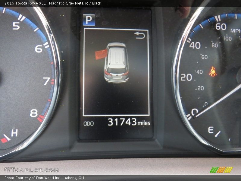 Magnetic Gray Metallic / Black 2016 Toyota RAV4 XLE