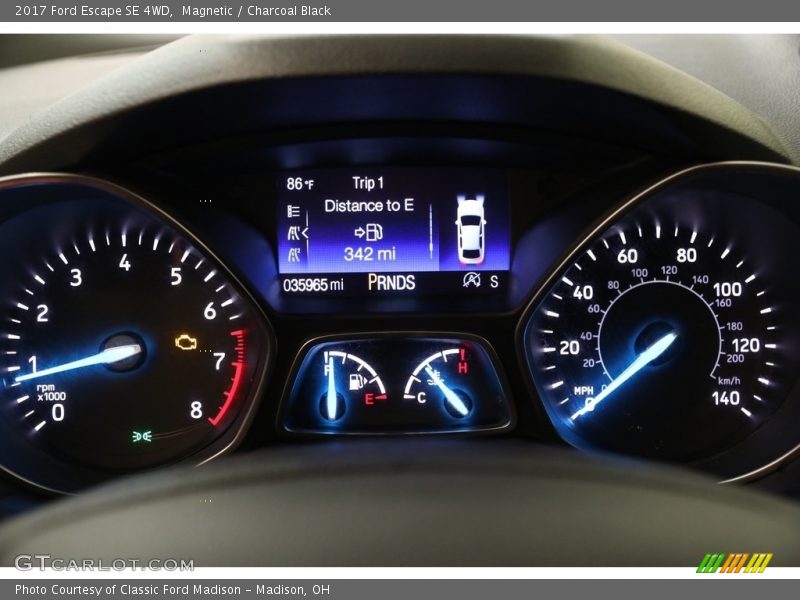 Magnetic / Charcoal Black 2017 Ford Escape SE 4WD