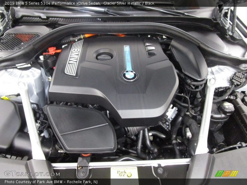  2019 5 Series 530e iPerformance xDrive Sedan Engine - 2.0 Liter e DI TwinPower Turbocharged DOHC 16-Valve VVT 4 Cylinder Gasoline/Plug-In Electric Hybrid