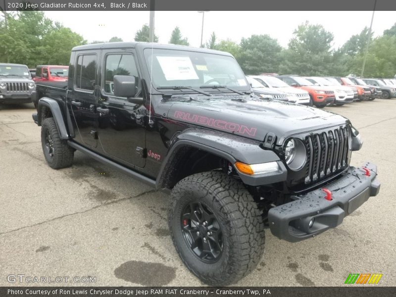 Front 3/4 View of 2020 Gladiator Rubicon 4x4