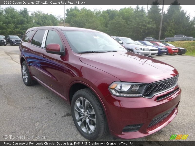 Front 3/4 View of 2019 Durango GT AWD