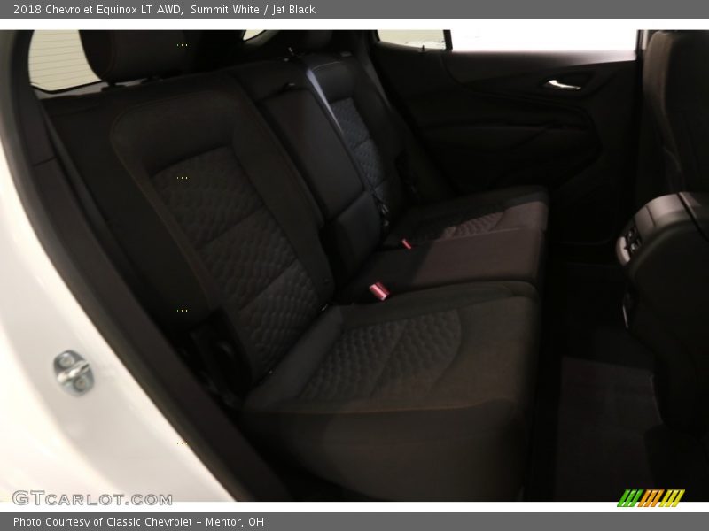 Summit White / Jet Black 2018 Chevrolet Equinox LT AWD