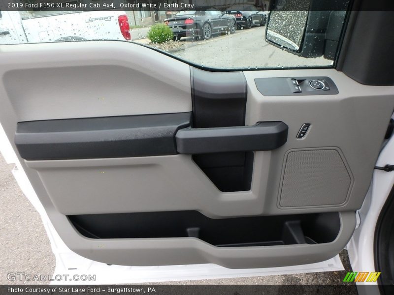 Door Panel of 2019 F150 XL Regular Cab 4x4