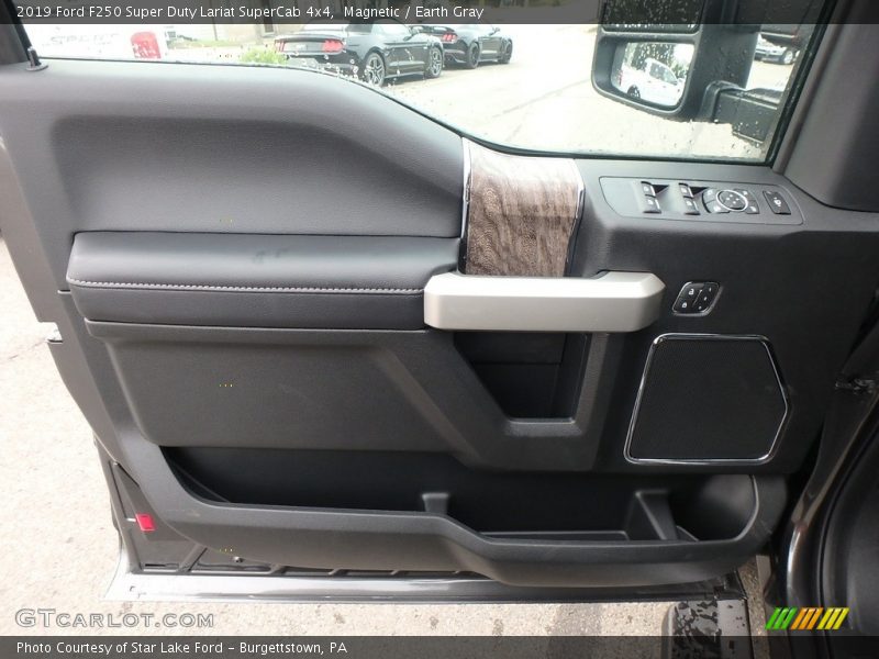 Magnetic / Earth Gray 2019 Ford F250 Super Duty Lariat SuperCab 4x4