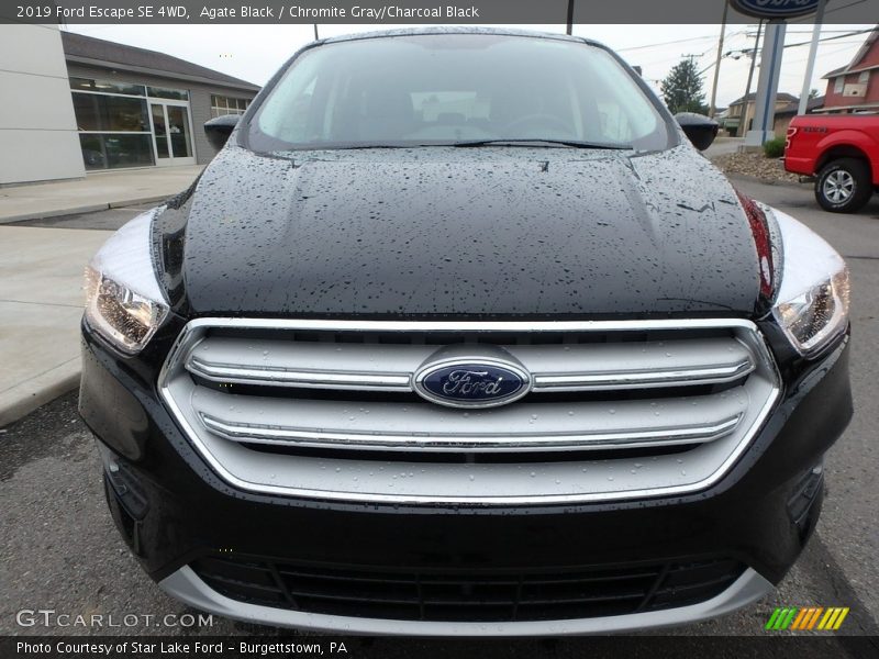 Agate Black / Chromite Gray/Charcoal Black 2019 Ford Escape SE 4WD