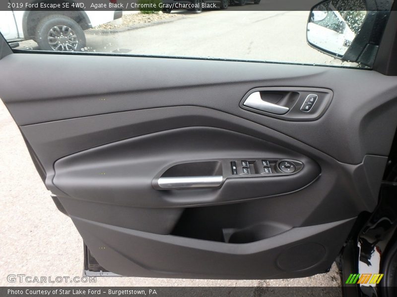 Agate Black / Chromite Gray/Charcoal Black 2019 Ford Escape SE 4WD