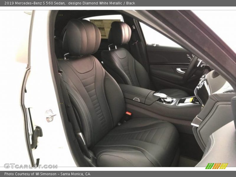 designo Diamond White Metallic / Black 2019 Mercedes-Benz S 560 Sedan