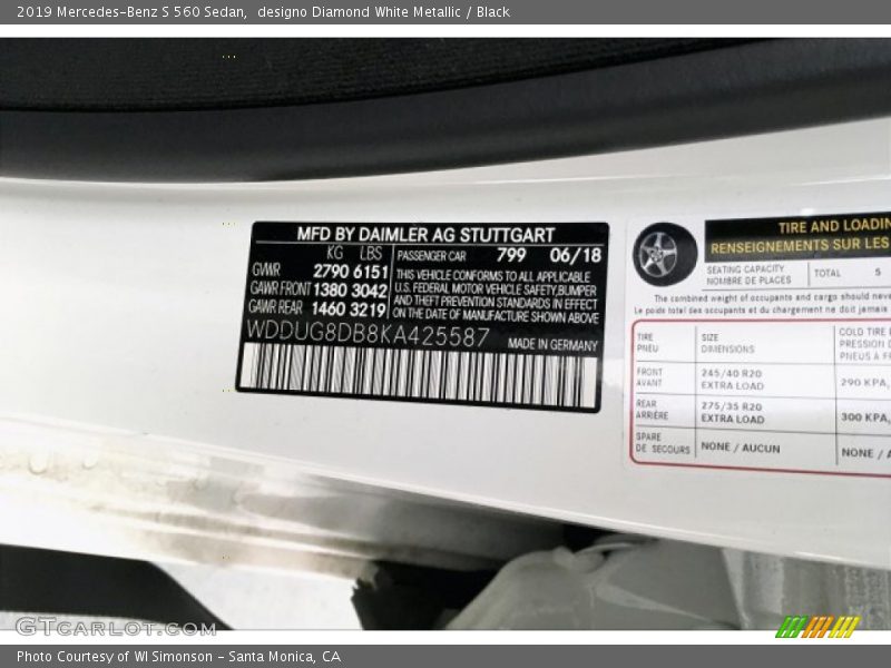 designo Diamond White Metallic / Black 2019 Mercedes-Benz S 560 Sedan