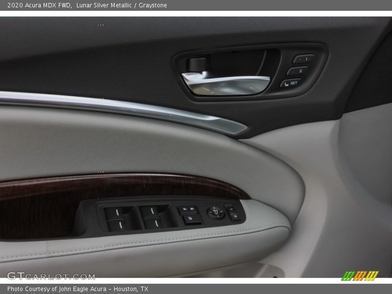 Controls of 2020 MDX FWD