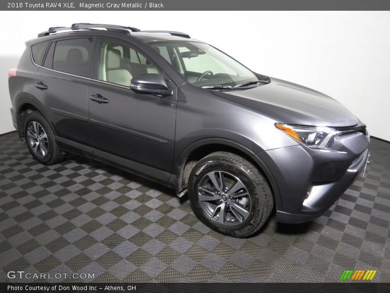 Magnetic Gray Metallic / Black 2018 Toyota RAV4 XLE