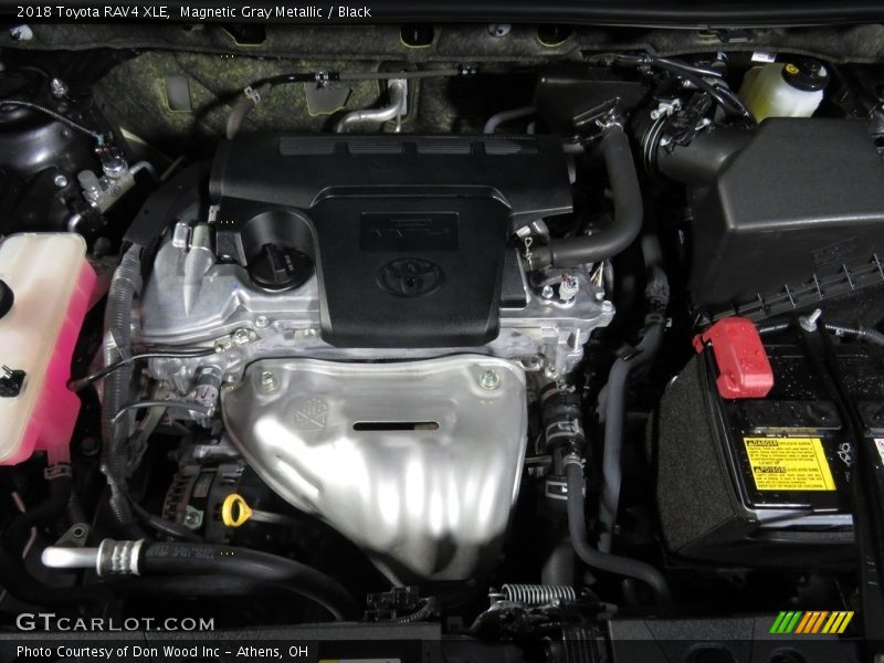 Magnetic Gray Metallic / Black 2018 Toyota RAV4 XLE