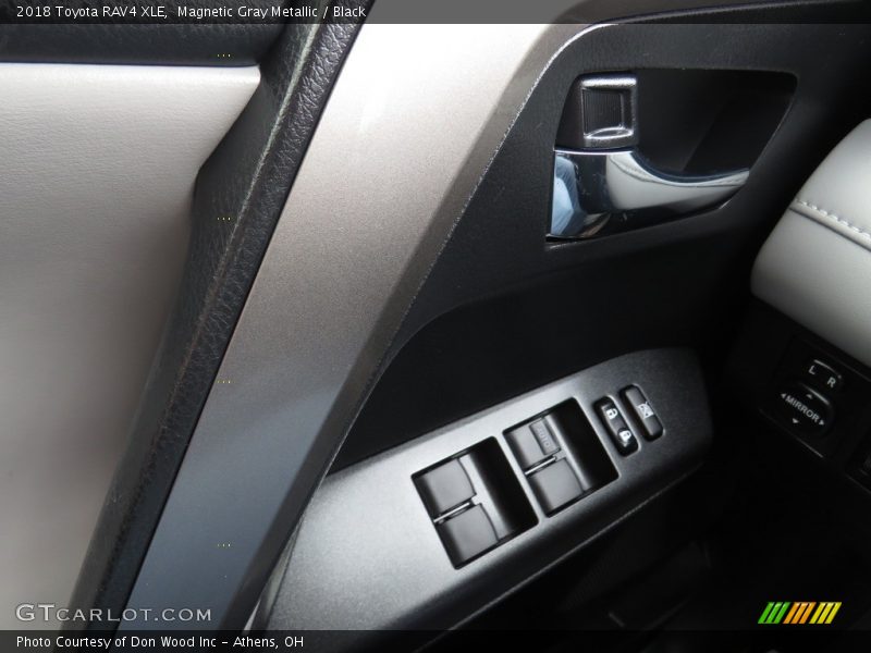 Magnetic Gray Metallic / Black 2018 Toyota RAV4 XLE